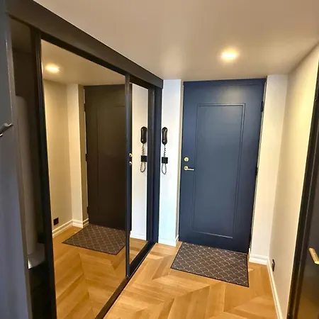 Loft With Gym, Cinema & Rooftop Terrace