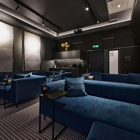 Loft With Gym, Cinema & Rooftop Terrace アパート